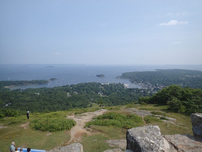 Geology field trip to Mt. Battie
