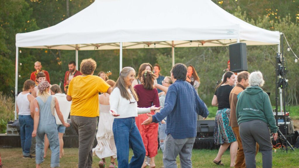 Share the Harvest benefit concert with The Soulbenders
