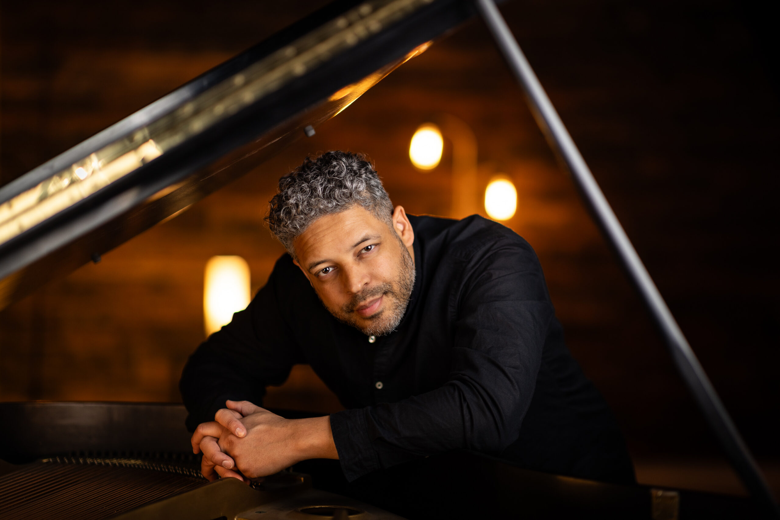 Live music: Zaccai Curtis